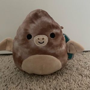 Pterodactyl squishmallow